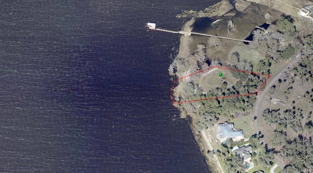 Под контрактом: $445,000 (1.07 acres)