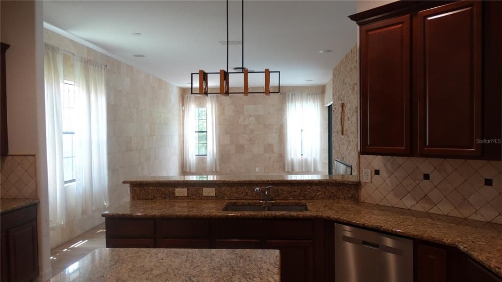 For Rent: $4,950 (4 beds, 4 baths, 3458 Square Feet)