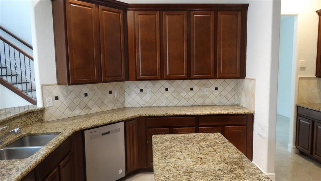 For Rent: $4,950 (4 beds, 4 baths, 3458 Square Feet)