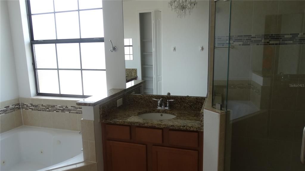 For Rent: $4,950 (4 beds, 4 baths, 3458 Square Feet)