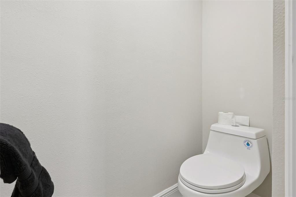 For Sale: $679,900 (4 beds, 2 baths, 2507 Square Feet)