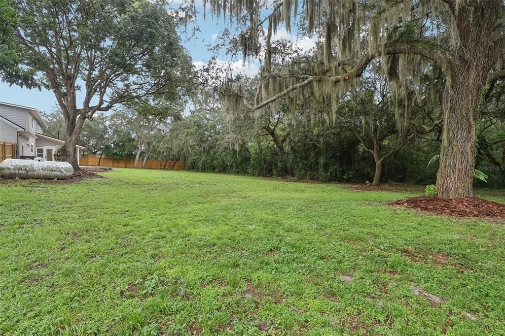 For Sale: $679,900 (4 beds, 2 baths, 2507 Square Feet)