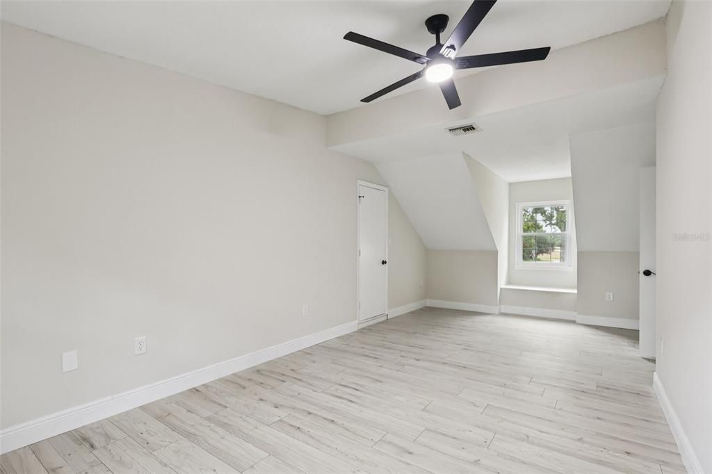 For Sale: $679,900 (4 beds, 2 baths, 2507 Square Feet)