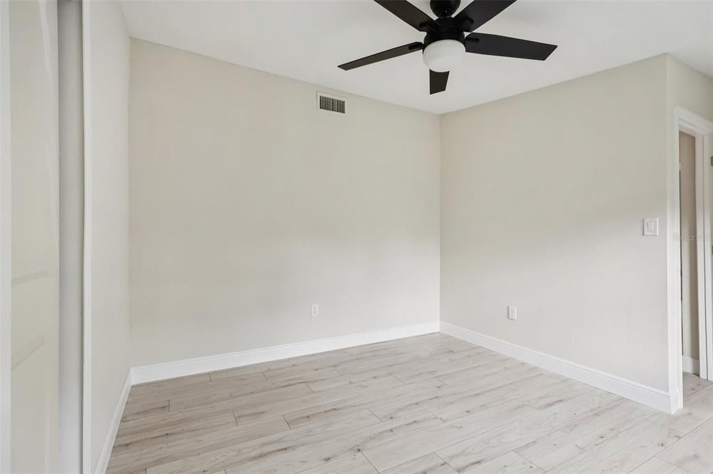 For Sale: $679,900 (4 beds, 2 baths, 2507 Square Feet)