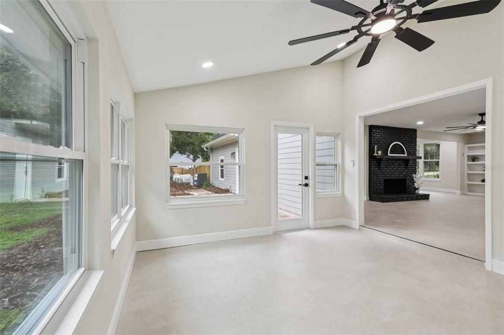 For Sale: $679,900 (4 beds, 2 baths, 2507 Square Feet)