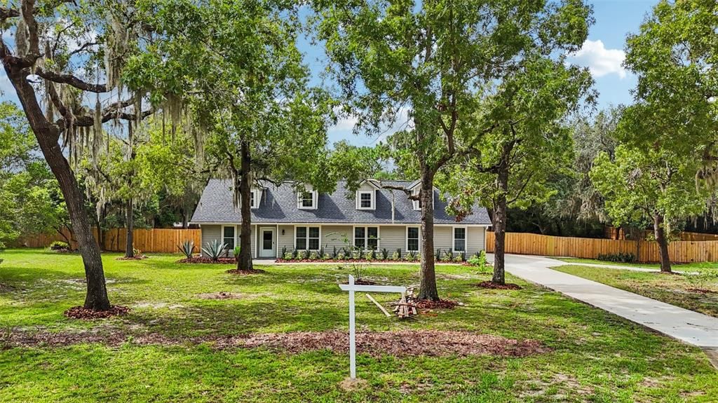 For Sale: $679,900 (4 beds, 2 baths, 2507 Square Feet)