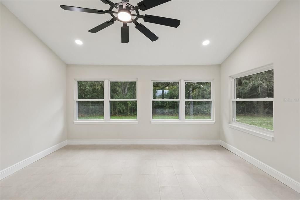 For Sale: $679,900 (4 beds, 2 baths, 2507 Square Feet)