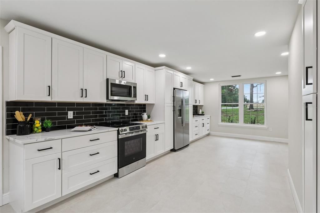 For Sale: $679,900 (4 beds, 2 baths, 2507 Square Feet)