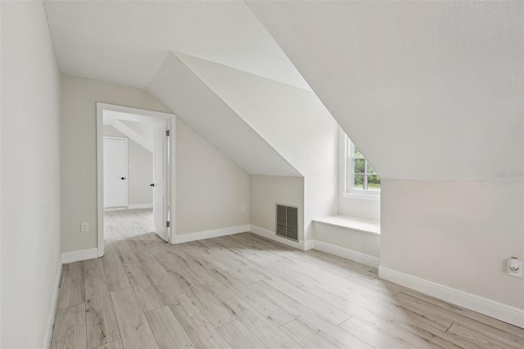 For Sale: $679,900 (4 beds, 2 baths, 2507 Square Feet)