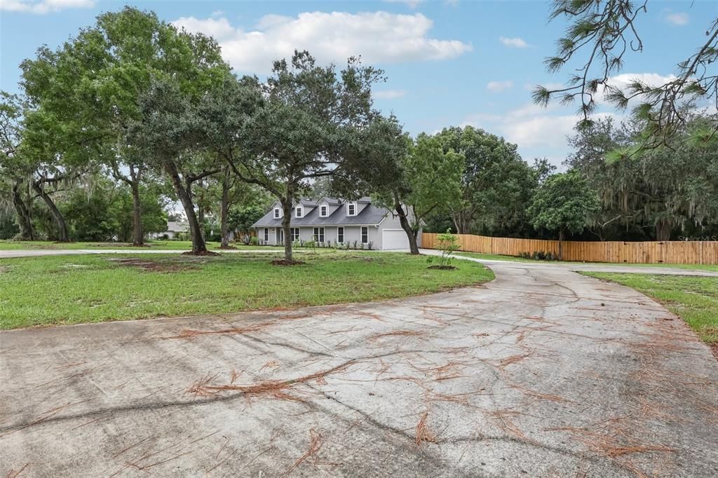 For Sale: $679,900 (4 beds, 2 baths, 2507 Square Feet)