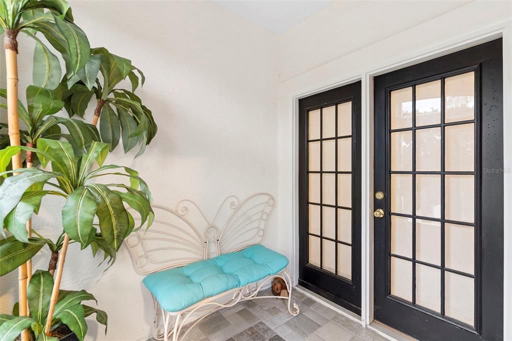 待售: $259,900 (2 贝兹, 2 浴室, 1072 平方英尺)