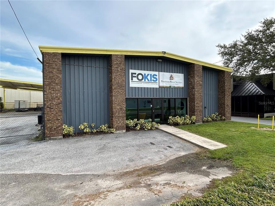 待售: $1,756,945 (0 贝兹, 0 浴室, 7056 平方英尺)