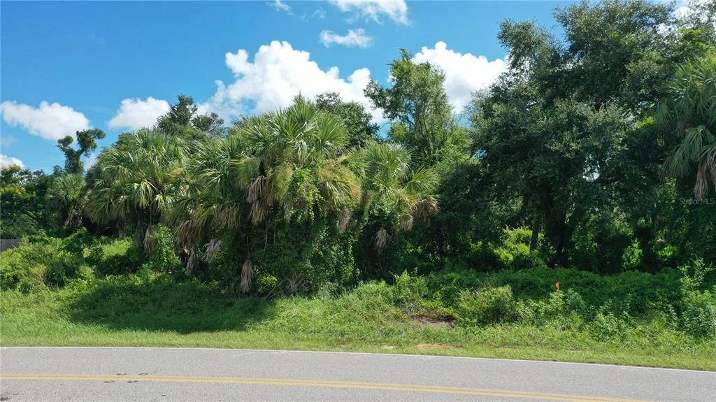 待售: $82,750 (0.82 acres)