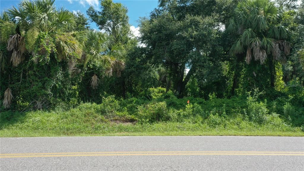 待售: $82,750 (0.82 acres)