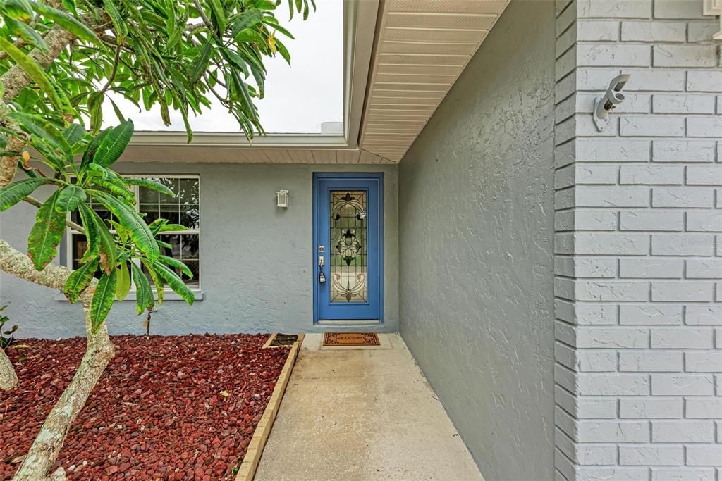 For Rent: $3,450 (3 beds, 2 baths, 1912 Square Feet)