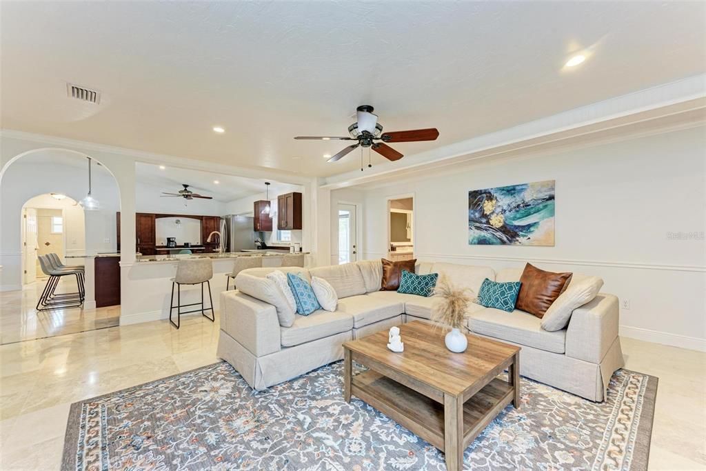 For Rent: $3,450 (3 beds, 2 baths, 1912 Square Feet)