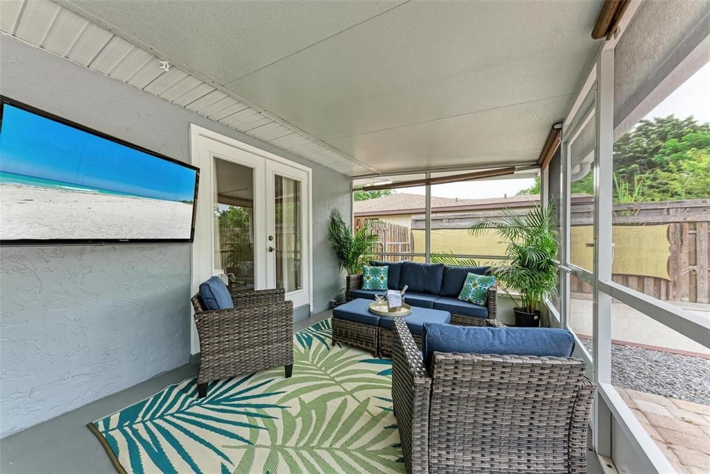 For Rent: $3,450 (3 beds, 2 baths, 1912 Square Feet)