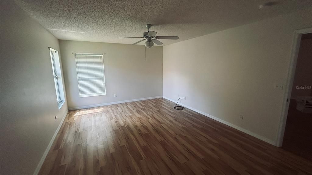 待售: $315,000 (3 贝兹, 2 浴室, 1825 平方英尺)