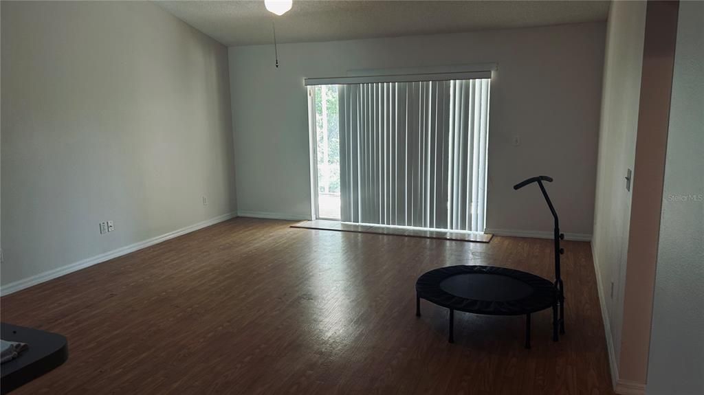 待售: $315,000 (3 贝兹, 2 浴室, 1825 平方英尺)