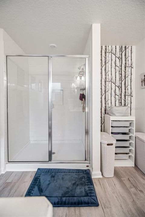 На продажу: $299,900 (3 спален, 2 ванн, 1736 Квадратных фут)