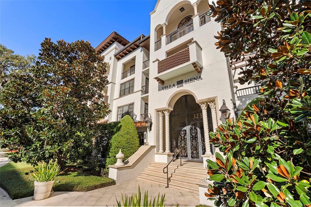 На продажу: $1,675,000 (2 спален, 2 ванн, 1511 Квадратных фут)