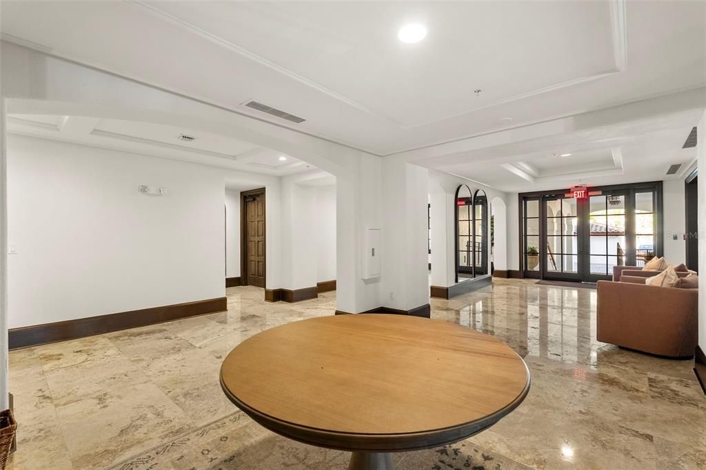 На продажу: $1,675,000 (2 спален, 2 ванн, 1511 Квадратных фут)