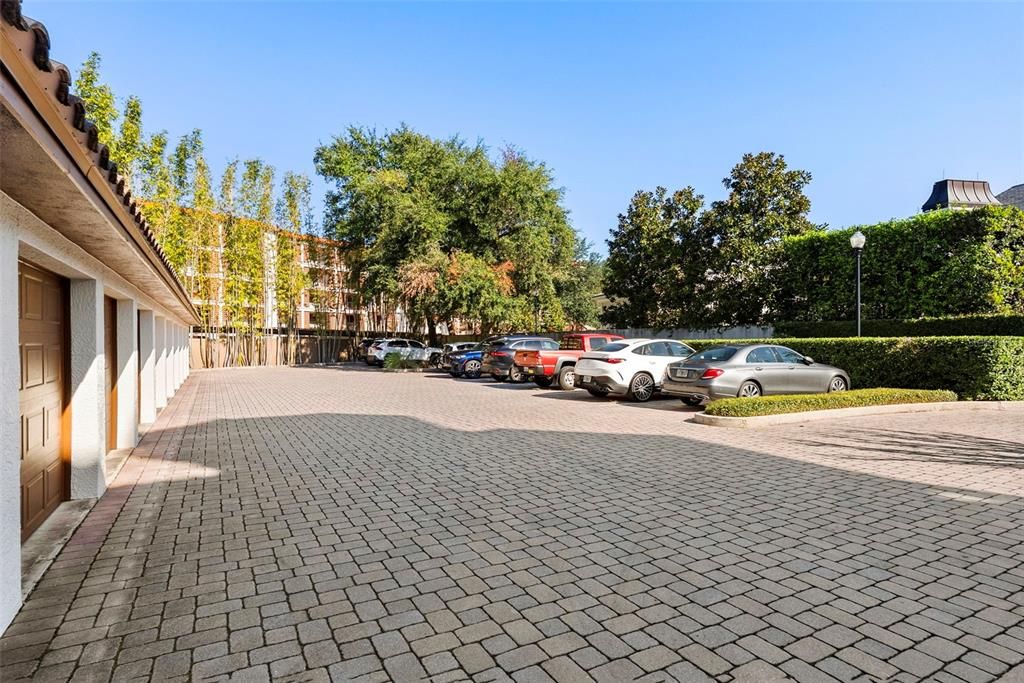 На продажу: $1,675,000 (2 спален, 2 ванн, 1511 Квадратных фут)