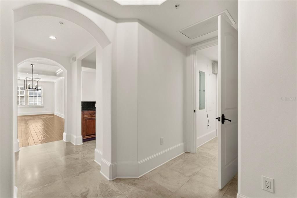 На продажу: $1,675,000 (2 спален, 2 ванн, 1511 Квадратных фут)