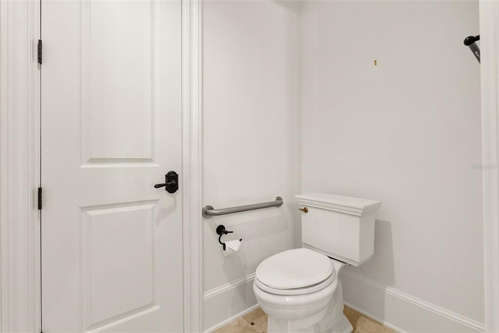 На продажу: $1,675,000 (2 спален, 2 ванн, 1511 Квадратных фут)