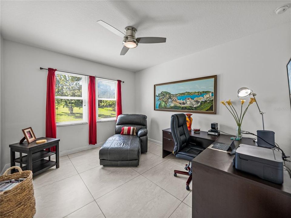 На продажу: $650,000 (4 спален, 3 ванн, 3325 Квадратных фут)