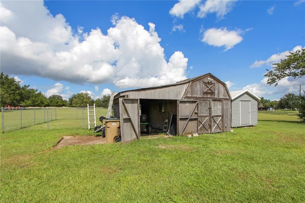 Active With Contract: $438,000 (4 beds, 2 baths, 1782 Square Feet)