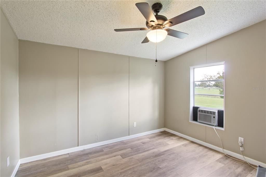 Active With Contract: $438,000 (4 beds, 2 baths, 1782 Square Feet)