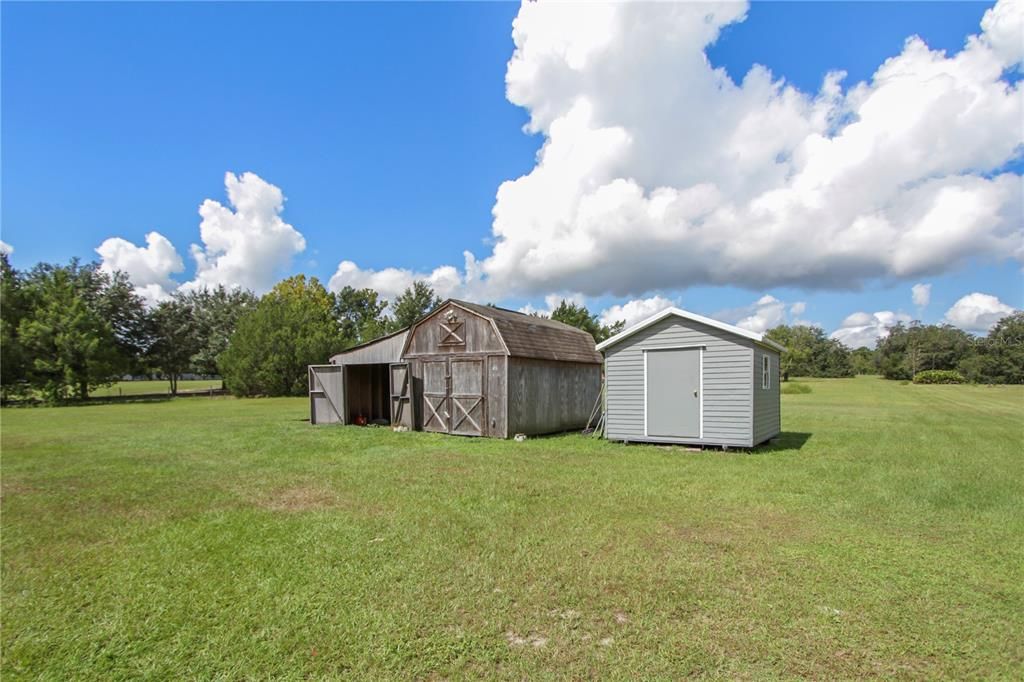 Active With Contract: $438,000 (4 beds, 2 baths, 1782 Square Feet)