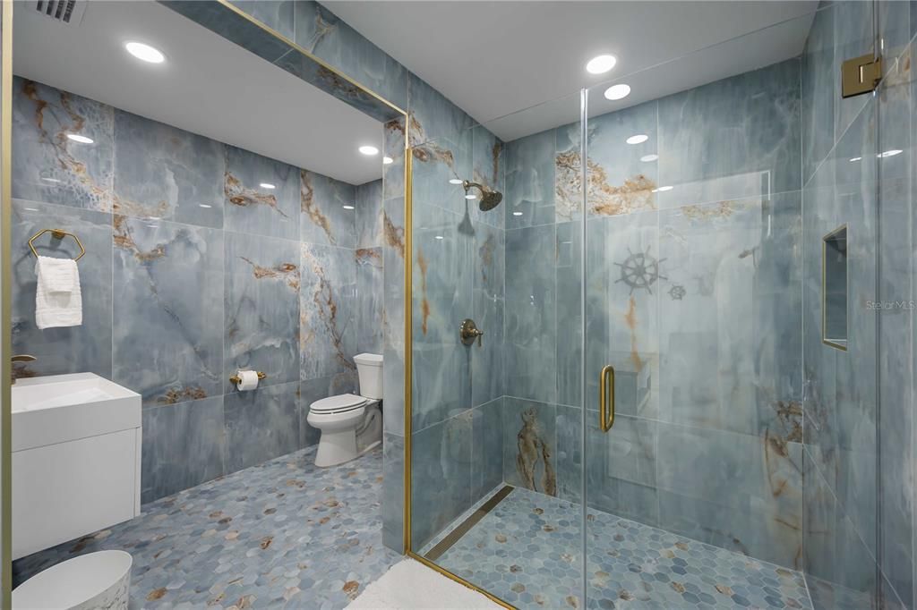 For Rent: $3,500 (3 beds, 2 baths, 3196 Square Feet)