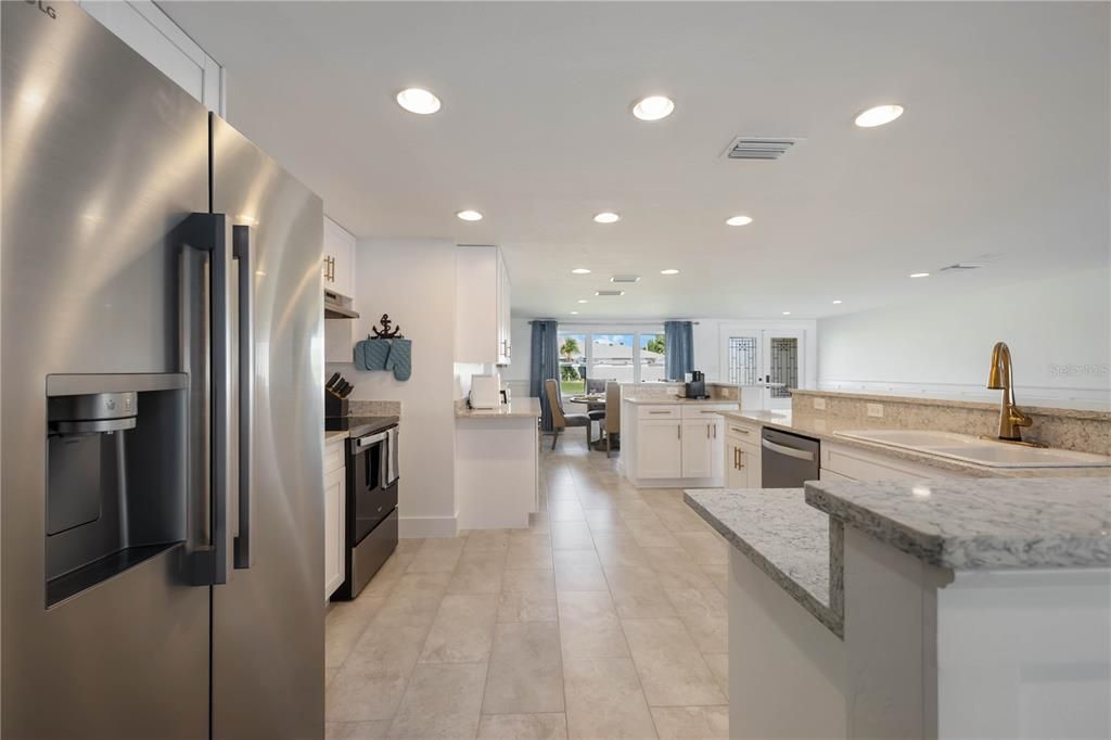 For Rent: $3,500 (3 beds, 2 baths, 3196 Square Feet)