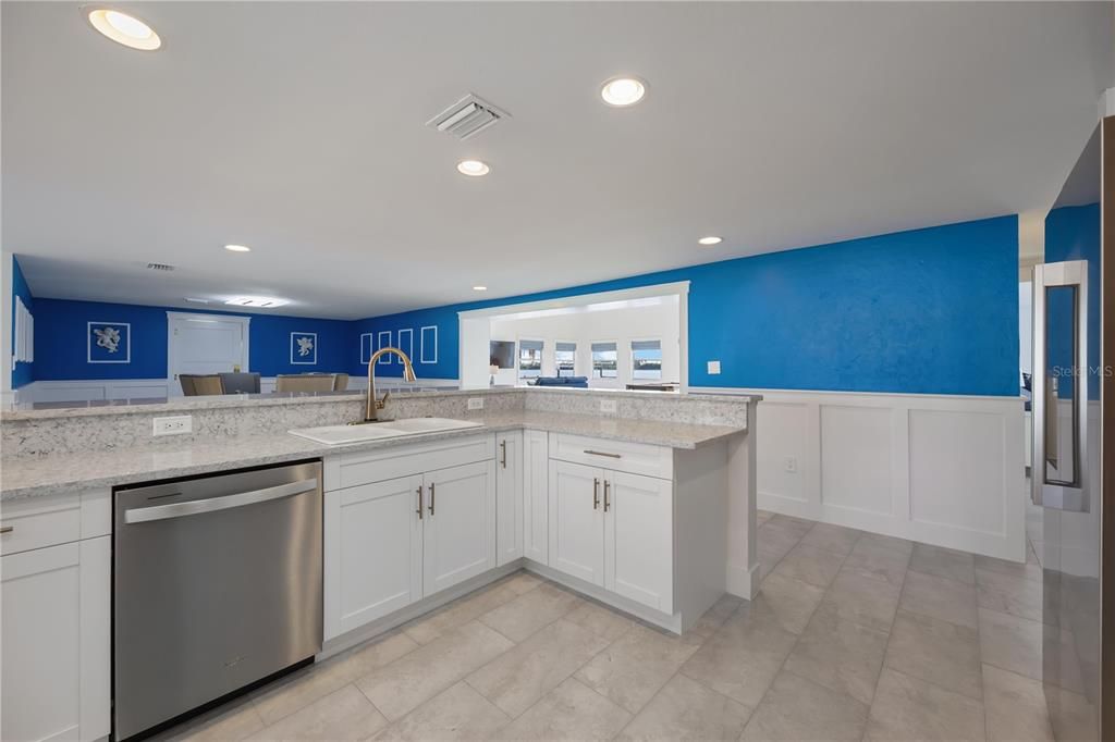 For Rent: $3,500 (3 beds, 2 baths, 3196 Square Feet)