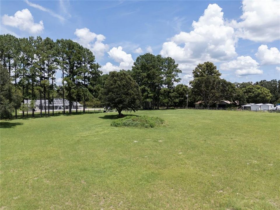 For Sale: $737,000 (3 beds, 2 baths, 2434 Square Feet)