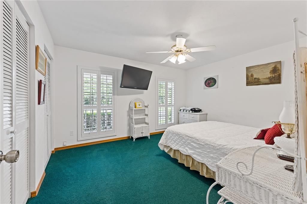 For Sale: $737,000 (3 beds, 2 baths, 2434 Square Feet)