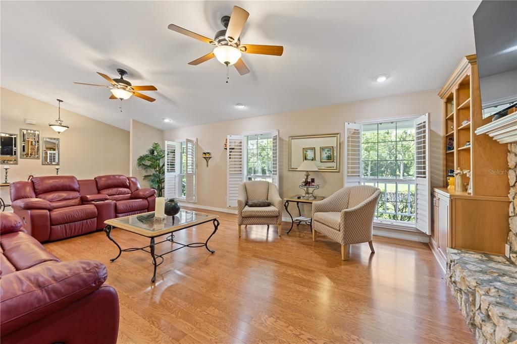 For Sale: $737,000 (3 beds, 2 baths, 2434 Square Feet)