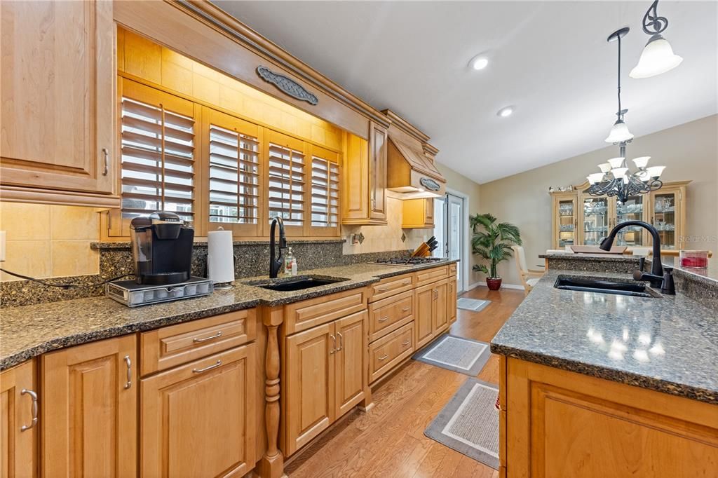 For Sale: $737,000 (3 beds, 2 baths, 2434 Square Feet)