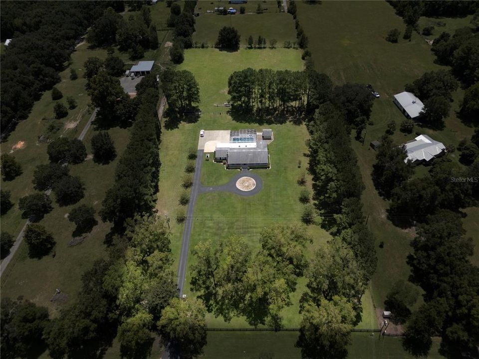 For Sale: $737,000 (3 beds, 2 baths, 2434 Square Feet)