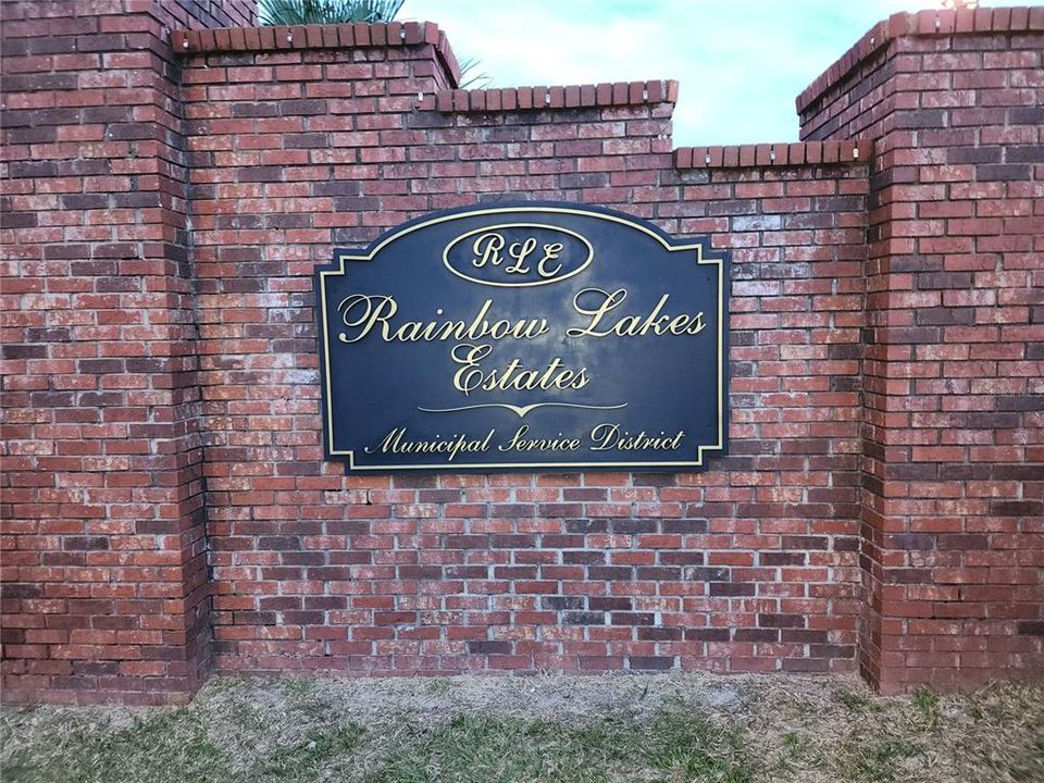 En Venta: $36,995 (1.01 acres)