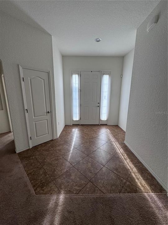 Active With Contract: $389,900 (5 beds, 3 baths, 2901 Square Feet)