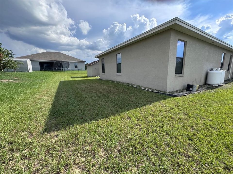 Active With Contract: $389,900 (5 beds, 3 baths, 2901 Square Feet)