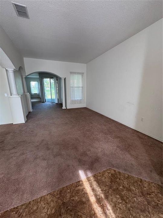 Active With Contract: $389,900 (5 beds, 3 baths, 2901 Square Feet)