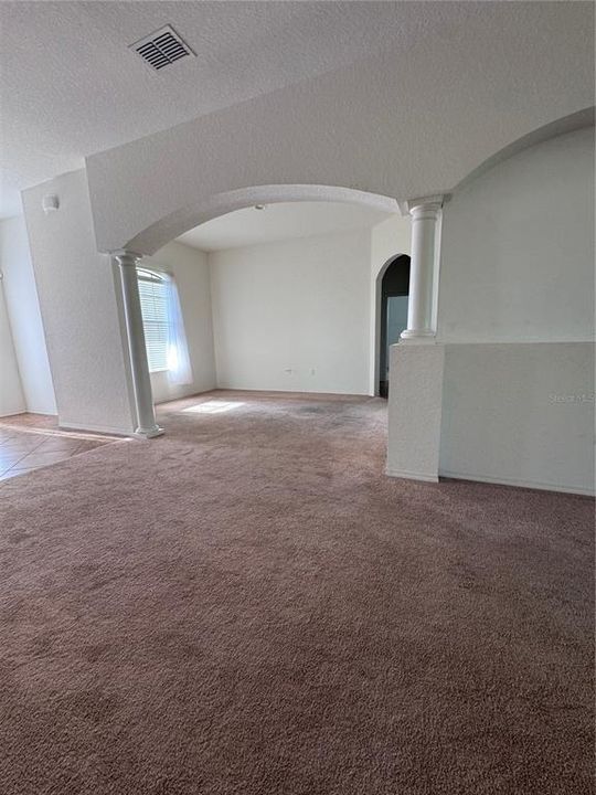 Active With Contract: $389,900 (5 beds, 3 baths, 2901 Square Feet)