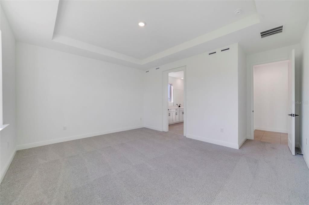 На продажу: $639,990 (4 спален, 3 ванн, 2792 Квадратных фут)