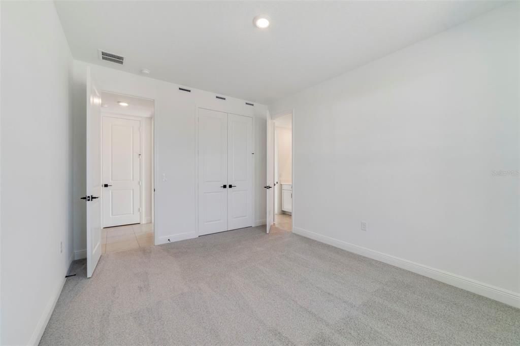 На продажу: $639,990 (4 спален, 3 ванн, 2792 Квадратных фут)