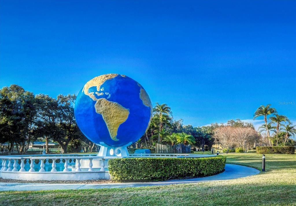 For Sale: $89,999 (1 beds, 1 baths, 825 Square Feet)