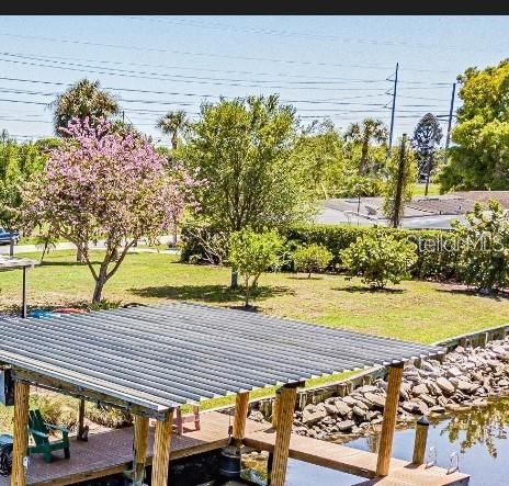 На продажу: $229,000 (0.19 acres)